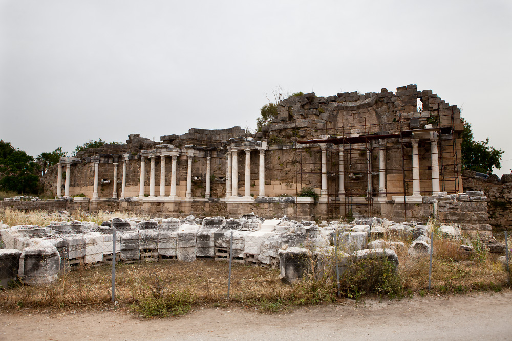 Не "пляжна" Туреччина - стародавні міста і гробниці